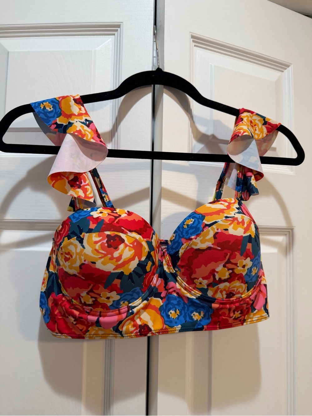 Floral Ruffled Strap Bikini Top Molded Cups